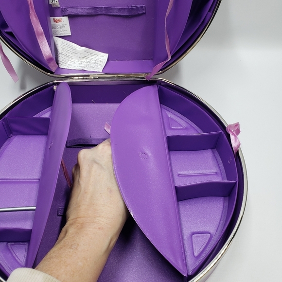 Bratz Travel Storage Case - Picture 8 of 16